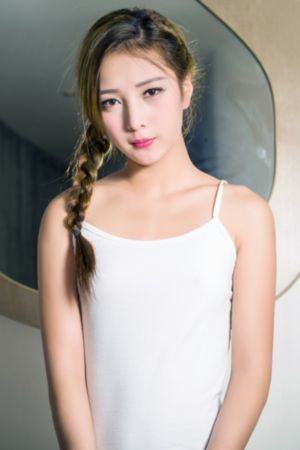 一对新婚小情侣啪啪自拍_HD高清在线
